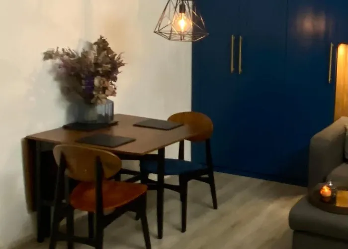 Centrally Located London Apartment